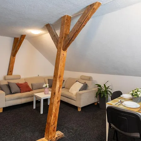 Otakarova アパート